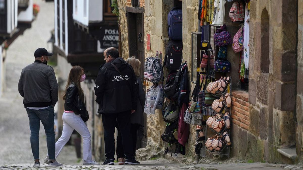 Cantabria aplicará medidas diferentes en cada municipio y permitirá abrir los bares de menor riesgo Cantabria aplicará medidas diferentes en cada municipio y permitirá abrir los bares de menor riesgo