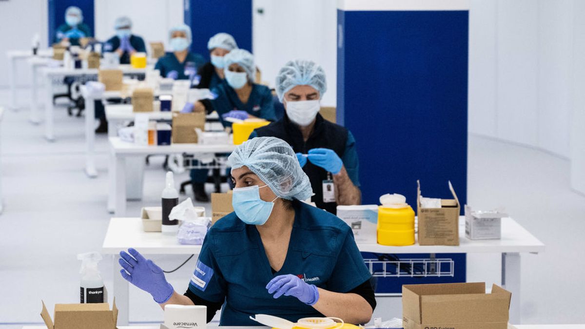 Sanidad calcula que la vacunación contra la covid ha evitado más de 3.500 muertes hasta abril Sanidad calcula que la vacunación contra la covid ha evitado más de 3.500 muertes hasta abril