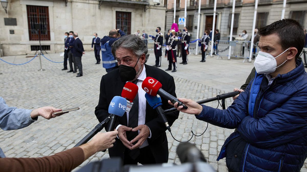 Tras su "no"a Botella, el PSOE de Madrid dice no saber por qué está en contra de la medalla a Trapiello Tras su "no"a Botella, el PSOE de Madrid dice no saber por qué está en contra de la medalla a Trapiello