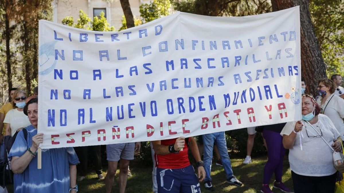 Suspenden seis años al médico negacionista de Formentera