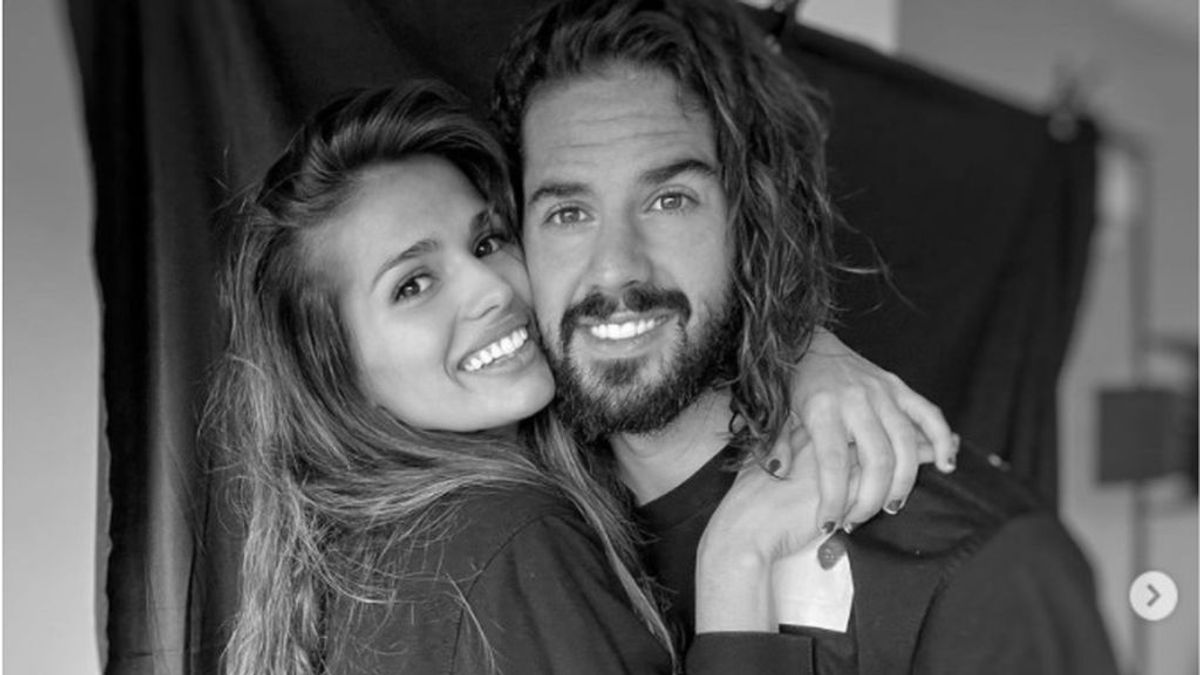 Isco le copia un tatuaje a Sara Sálamo y se hace un ‘croissant’: “Nos cambió la vida” Isco le copia un tatuaje a Sara Sálamo y se hace un ‘croissant’: “Nos cambió la vida”