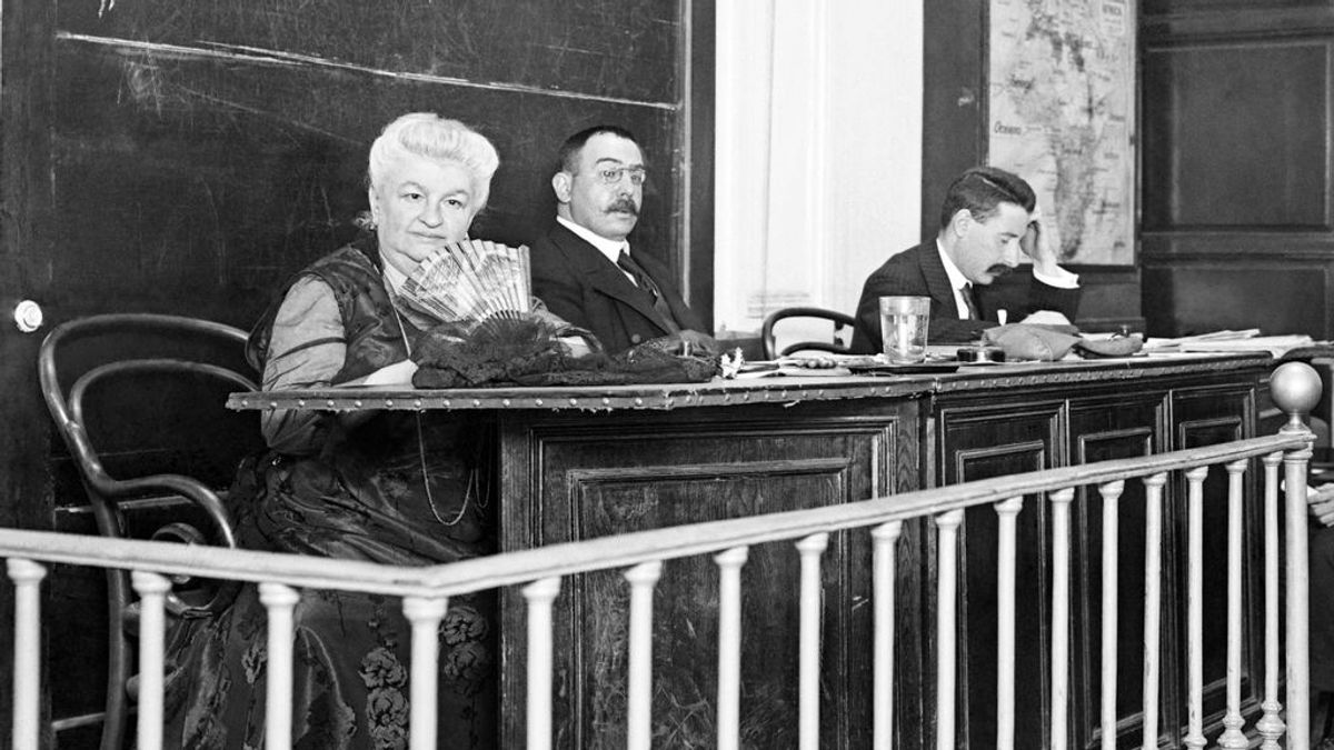 Académicos, traseros y feminismo: por qué la RAE rechazó hasta tres veces a Emilia Pardo Bazán Académicos, traseros y feminismo: por qué la RAE rechazó hasta tres veces a Emilia Pardo Bazán