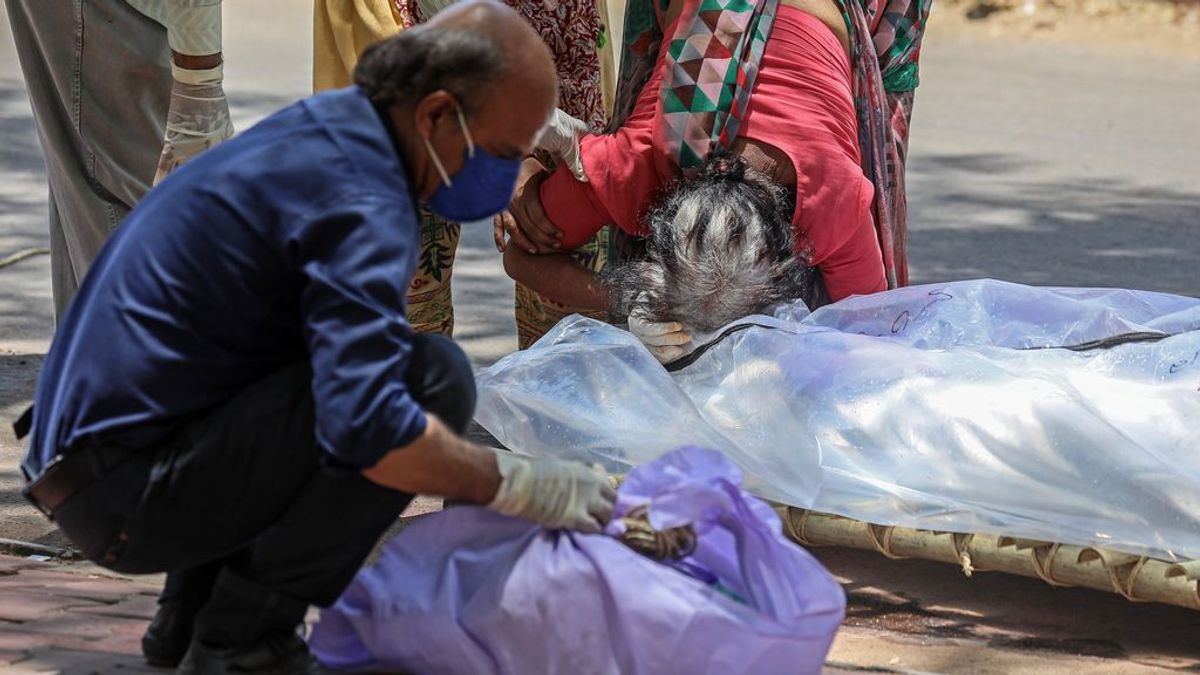 India bate un nuevo récord de muertos en un día y supera los 250.000 India bate un nuevo récord de muertos en un día y supera los 250.000