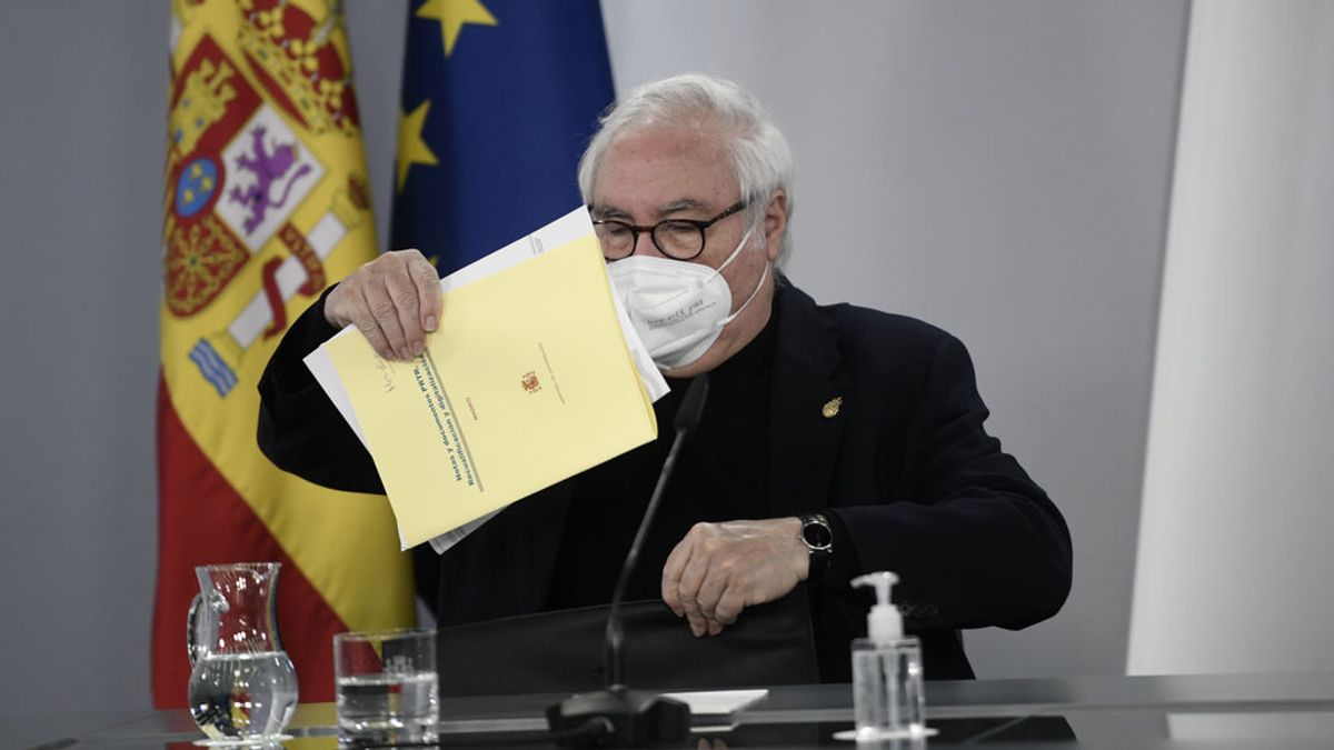El ministro de Universidades avanza que no se afinará en las medidas para el próximo curso hasta agosto El ministro de Universidades avanza que no se afinará en las medidas para el próximo curso hasta agosto