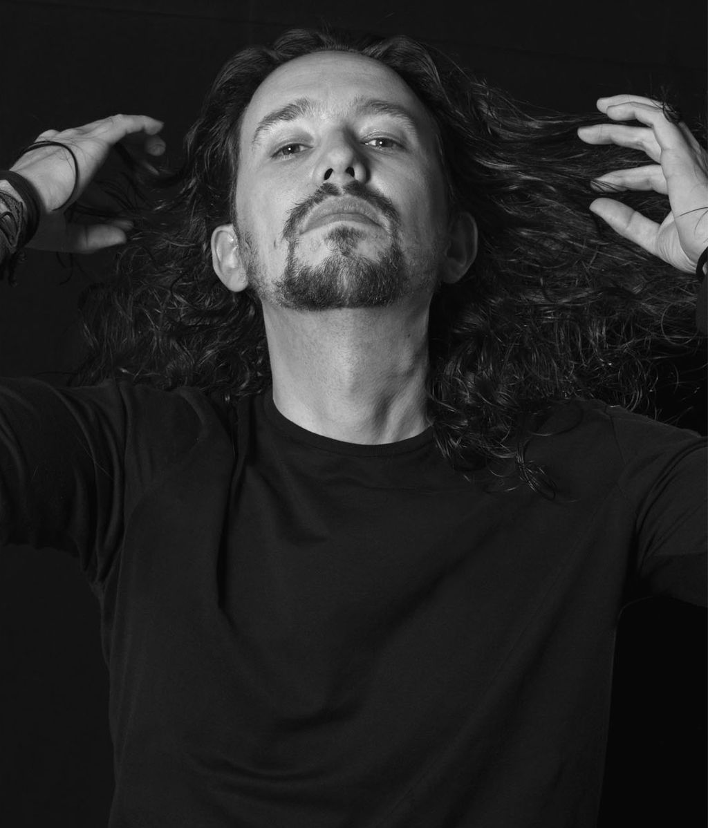 También cuando posó para Outumuro a lo rock star en una sesión de fotos para El Mundo