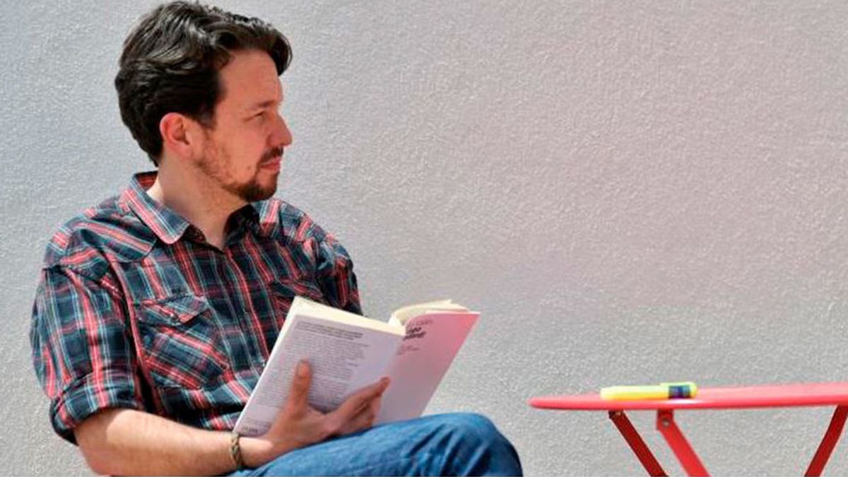 Pablo Iglesias se corta la coleta Pablo Iglesias se corta la coleta