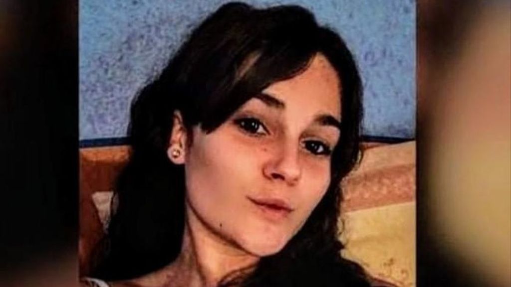 Piden ayuda para localizar a una menor de 16 años desaparecida en Avilés Piden ayuda para localizar a una menor de 16 años desaparecida en Avilés