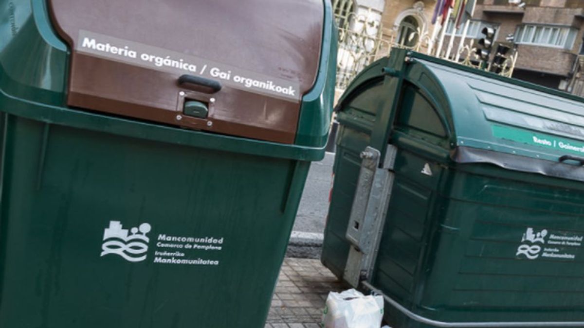 Aparece un cadáver en un contenedor de basura en Pamplona