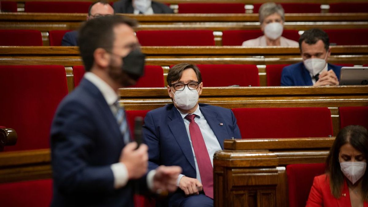 Aragonès no renuncia a presidir la Generalitat ante la insistencia de Illa: "No daré un paso al lado" Aragonès no renuncia a presidir la Generalitat ante la insistencia de Illa: "No daré un paso al lado"