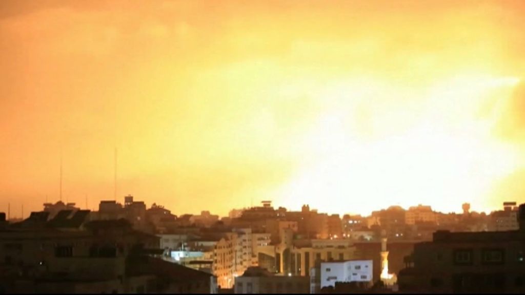 Bombardeo masivo sobre Gaza