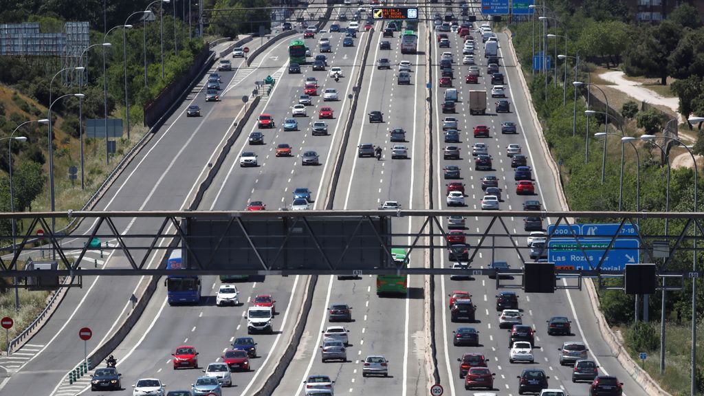 El primer fin de semana sin estado de alarma da la bienvenida a los atascos