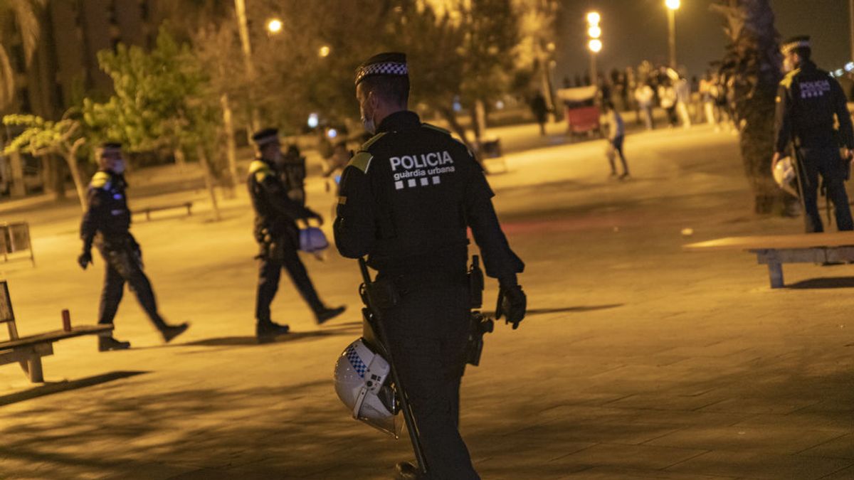 Pocos incidentes y aglomeraciones en la primera noche de viernes sin toque de queda Pocos incidentes y aglomeraciones en la primera noche de viernes sin toque de queda