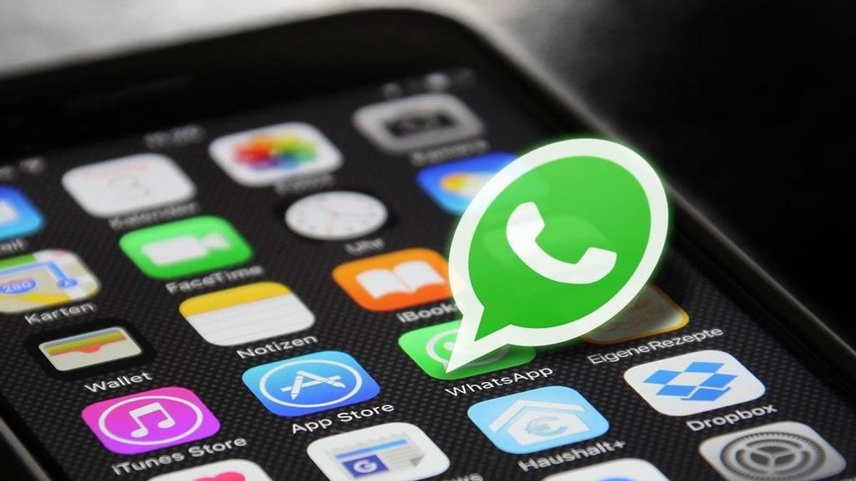 WhatsApp planea incorporar la sugerencia automática de stickers según el texto escrito