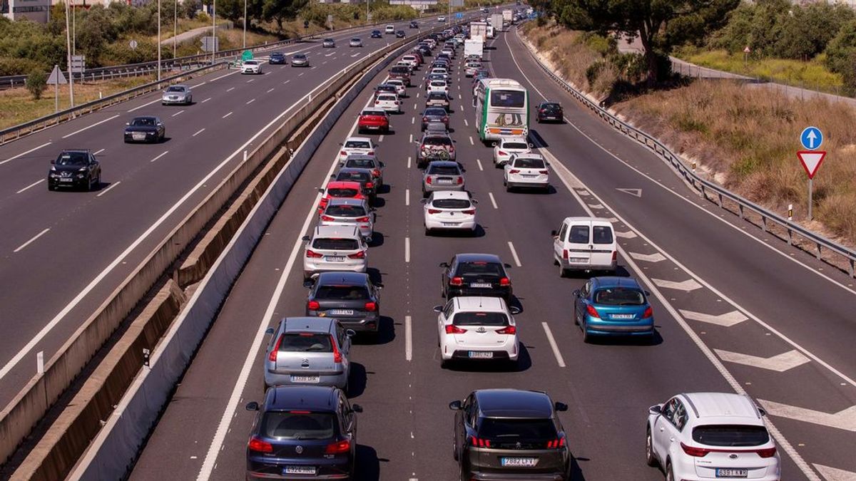 El primer fin de semana sin estado de alarma: 3,6 millones de desplazamientos El primer fin de semana sin estado de alarma: 3,6 millones de desplazamientos