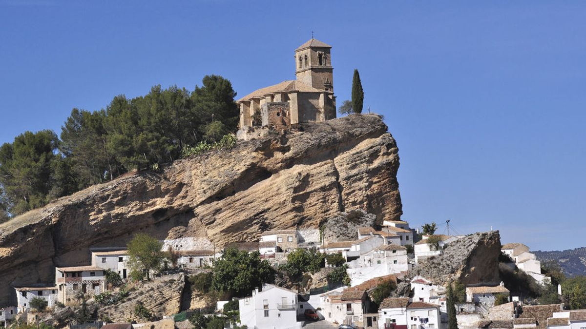 La Fiscalía del Supremo apoya el cierre de Montefrío, tumbado en Andalucía por no tener en cuenta a los vacunados La Fiscalía del Supremo apoya el cierre de Montefrío, tumbado en Andalucía por no tener en cuenta a los vacunados
