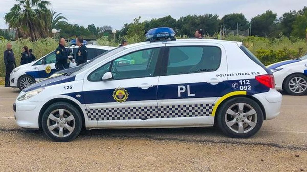 Una discoteca de Alicante alertaba con luces rojas a los clientes si llegaba la Policía Una discoteca de Alicante alertaba con luces rojas a los clientes si llegaba la Policía