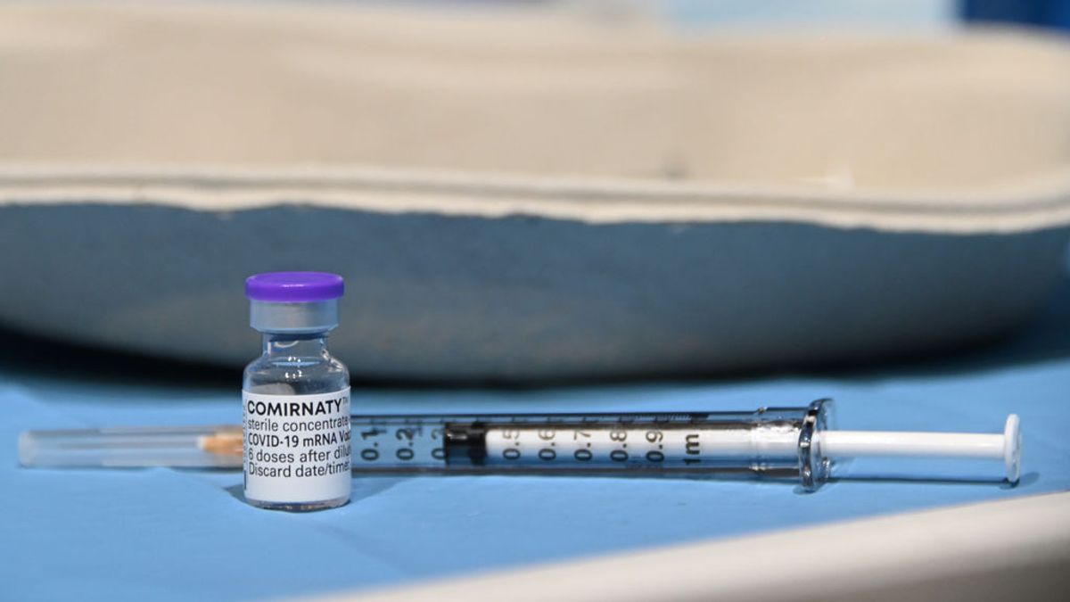La vacuna de Pfizer podrá almacenarse en refrigeradores normales hasta un mes