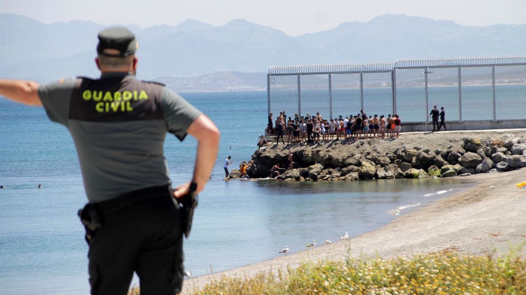 Más de 2.700 marroquíes entran irregularmente en Ceuta