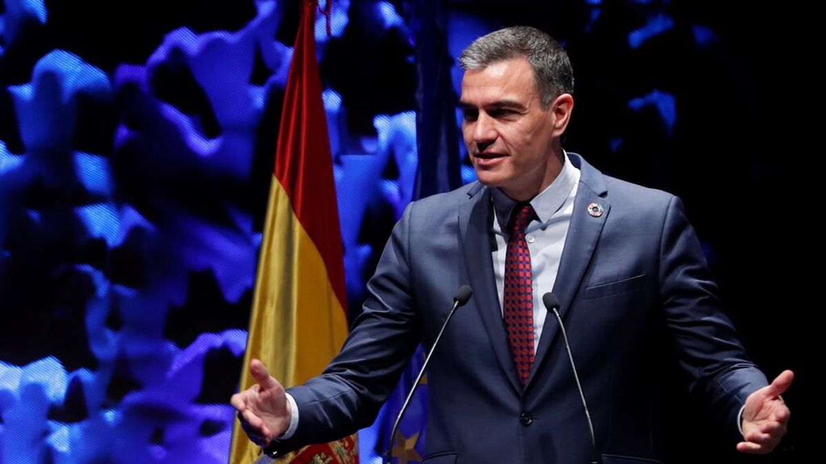 Sánchez promete firmeza para restablecer la normalidad en Ceuta y Marlaska anuncia un refuerzo de 200 agentes