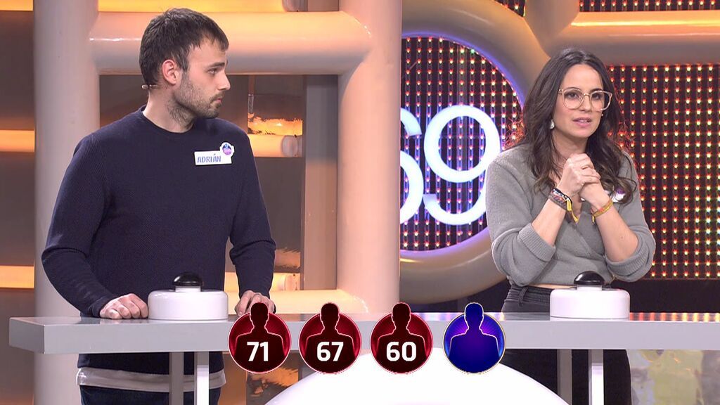 Adrián y Mimi no consiguen dar con la edad de Lola