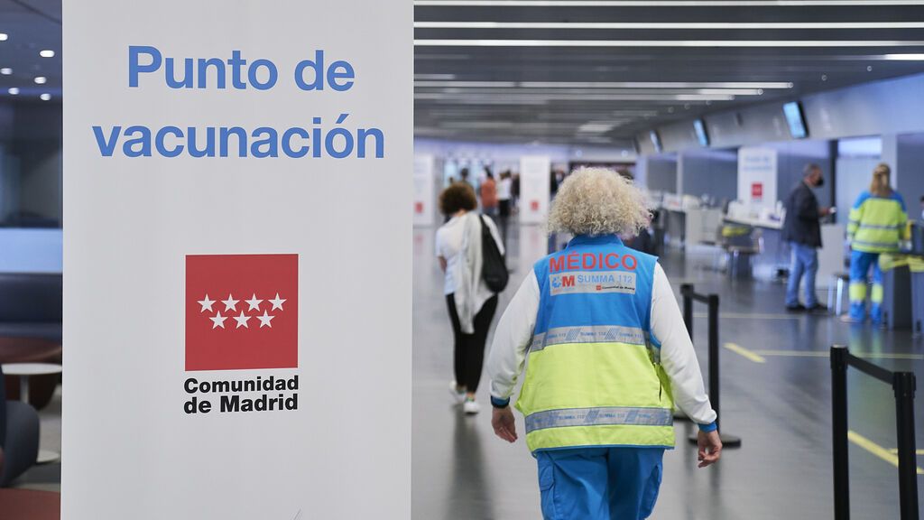 Madrid pregunta a la EMA sobre la segunda dosis de AstraZeneca