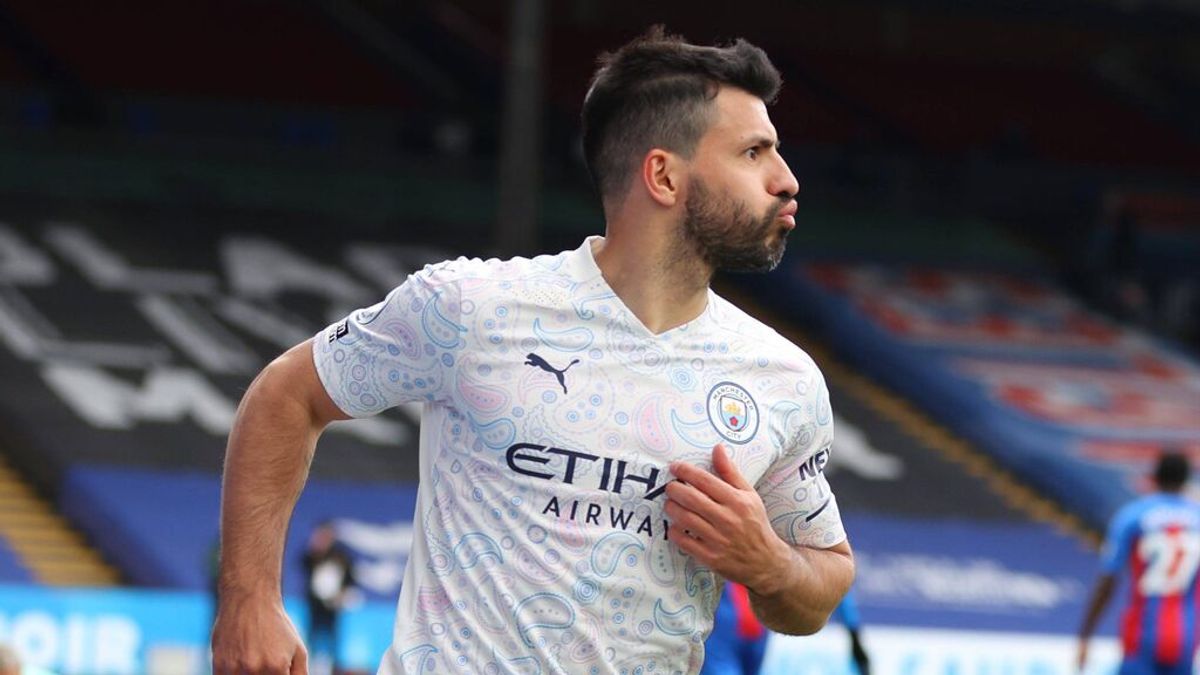 El Barcelona cierra el fichaje del Kun Agüero: dos años de contrato y cinco millones por temporada El Barcelona cierra el fichaje del Kun Agüero: dos años de contrato y cinco millones por temporada