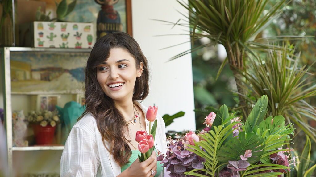 Hande Ercel (3)