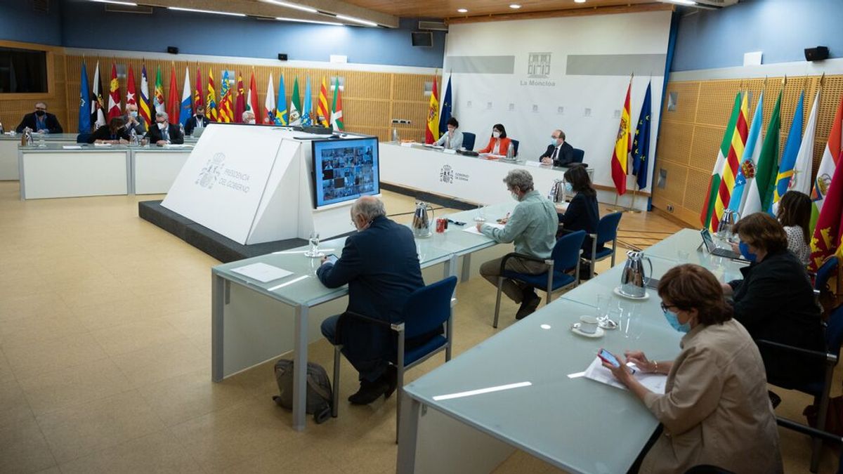 Las CCAA, partidarias también de mantener los refuerzos de profesorado el próximo curso Las CCAA, partidarias también de mantener los refuerzos de profesorado el próximo curso