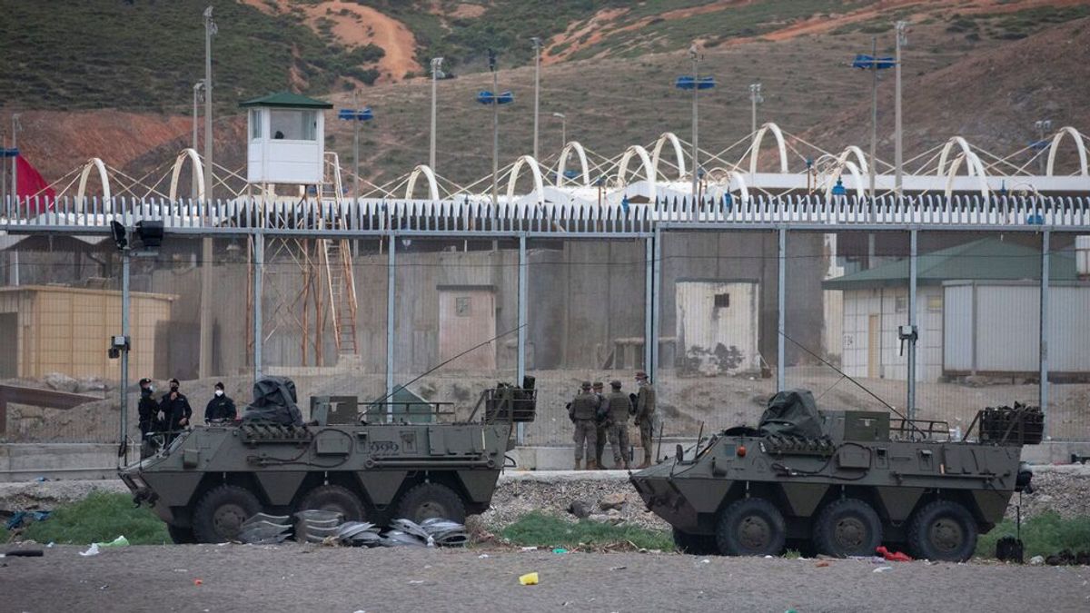 España despliega al Ejército en Melilla para hacer frente a la presión migratoria España despliega al Ejército en Melilla para hacer frente a la presión migratoria