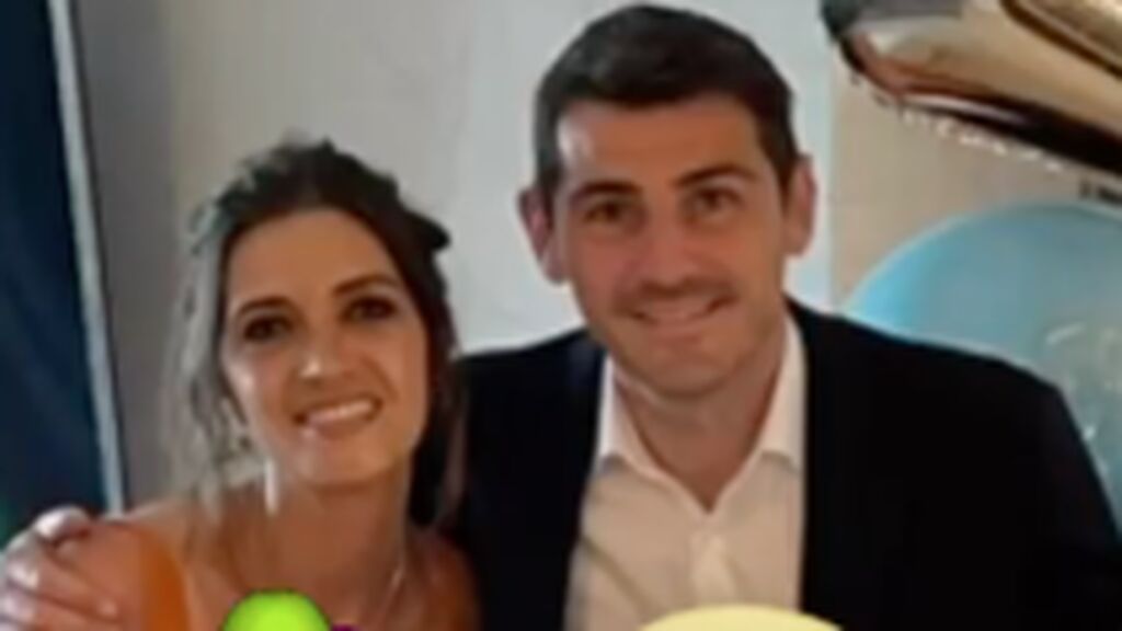 Iker Casillas y Sara Carbonero, de cena con sus hijos sin perder las tradiciones familiares
