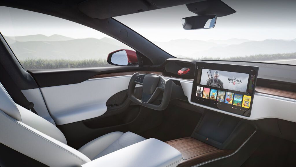 Interior del Model S Plaid
