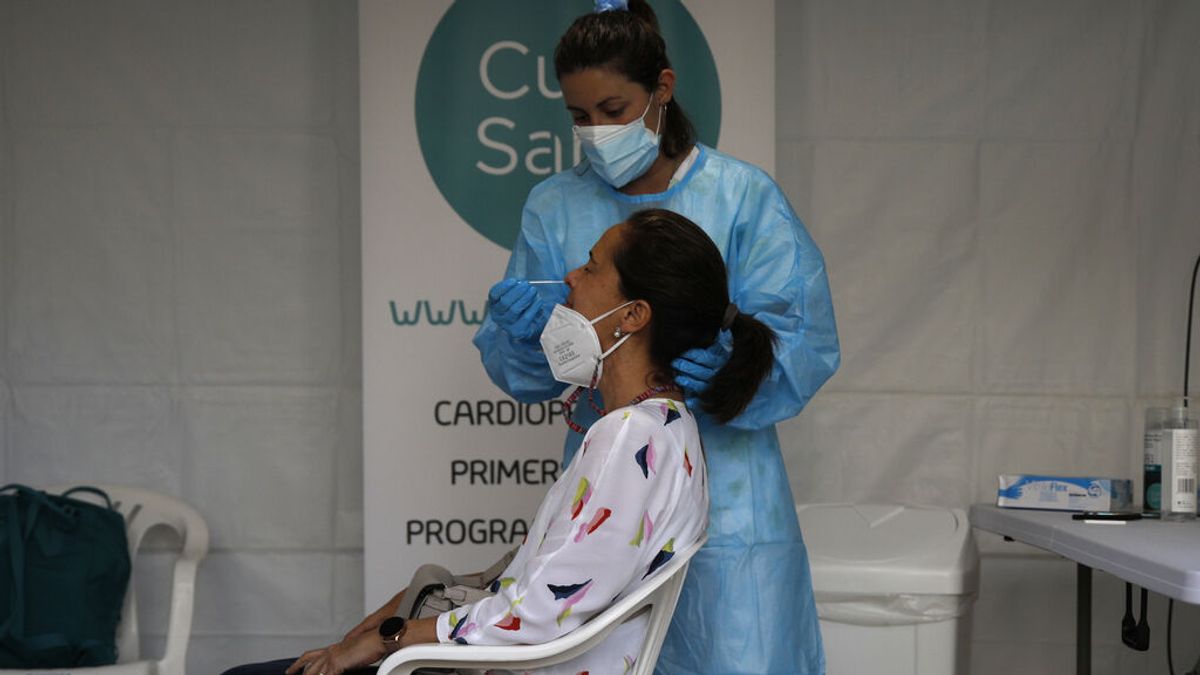 España sigue disminuyendo de hospitalizados por covid España sigue disminuyendo de hospitalizados por covid