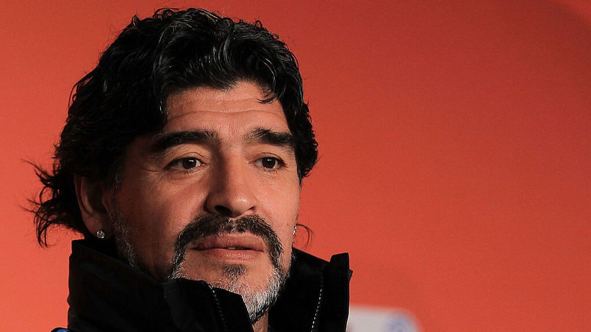 Maradona murió “abandonado a su suerte”: los fiscales señalan a siete miembros de su equipo médico, imputados por homicidio
