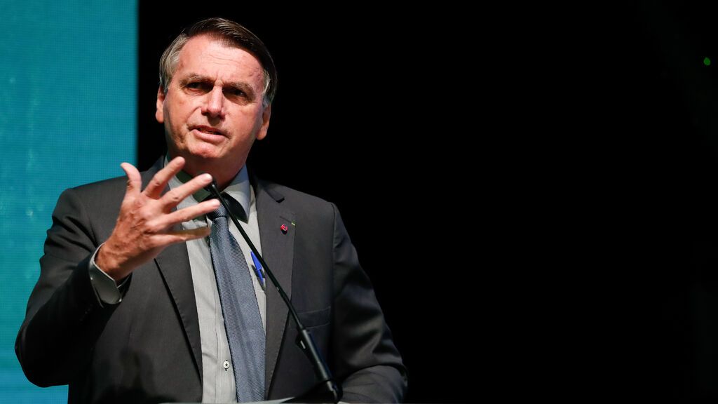 Un estado de Brasil multa a Bolsonaro por causar aglomeraciones y no usar mascarilla
