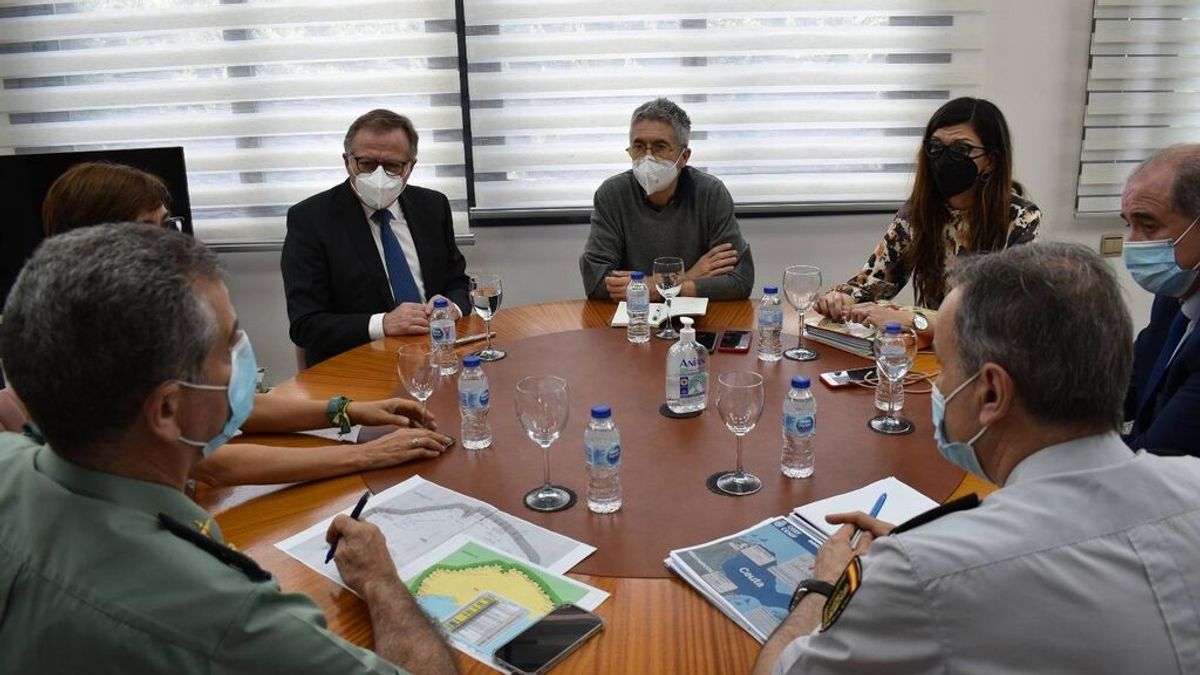 Marlaska viaja a Melilla con directores generales de Guardia Civil y Policía Marlaska viaja a Melilla con directores generales de Guardia Civil y Policía