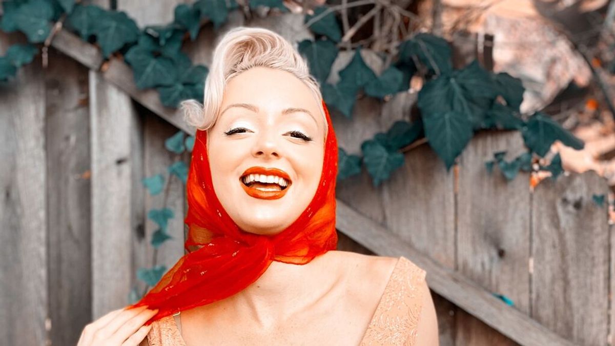 Una doble de Marilyn Monroe revela cómo era antes de abrazar la moda pin-up