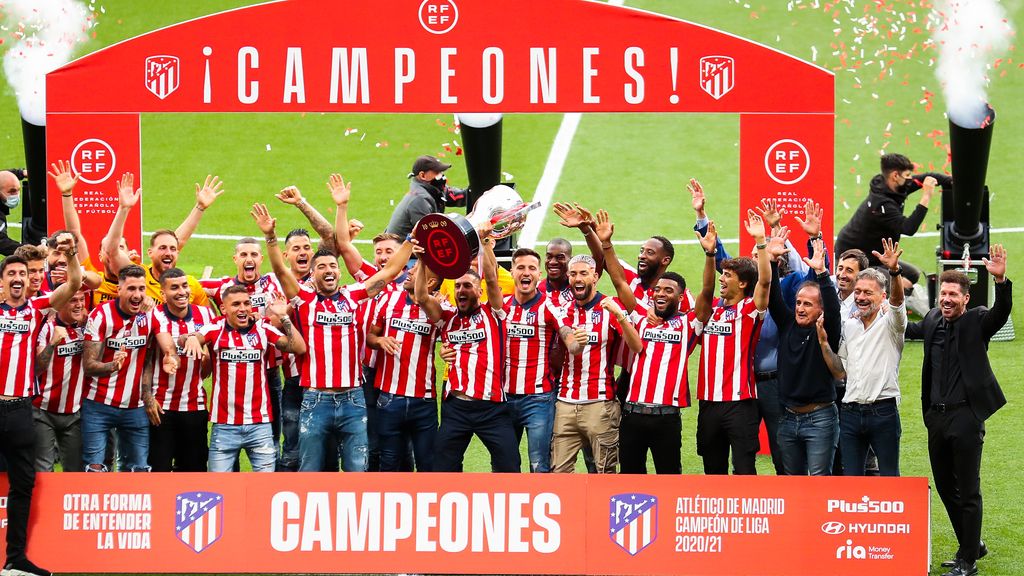 La plantilla del Atlético de Madrid celebra haber ganado la Liga