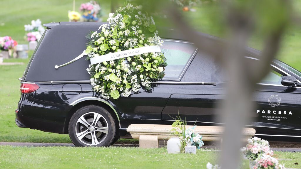 Coche fúnebre Ana María Obregón Navarro