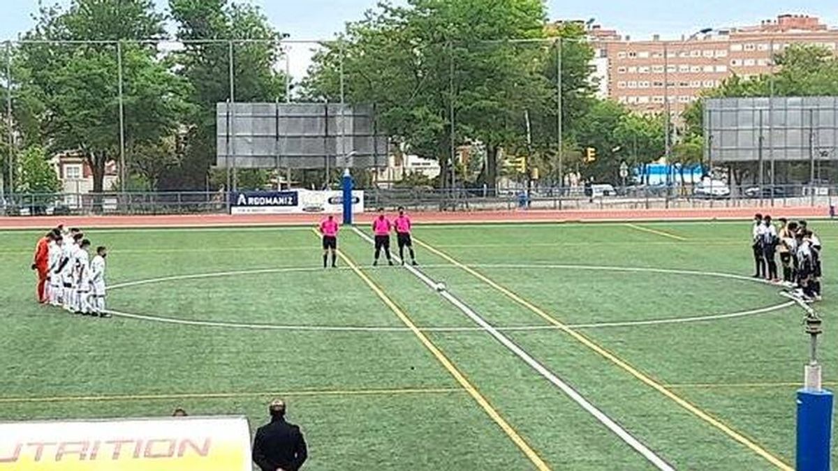 Consternación por la muerte de Saúl en las celebraciones del triunfo atlético: "Un ángel se nos va al cielo" Consternación por la muerte de Saúl en las celebraciones del triunfo atlético: "Un ángel se nos va al cielo"