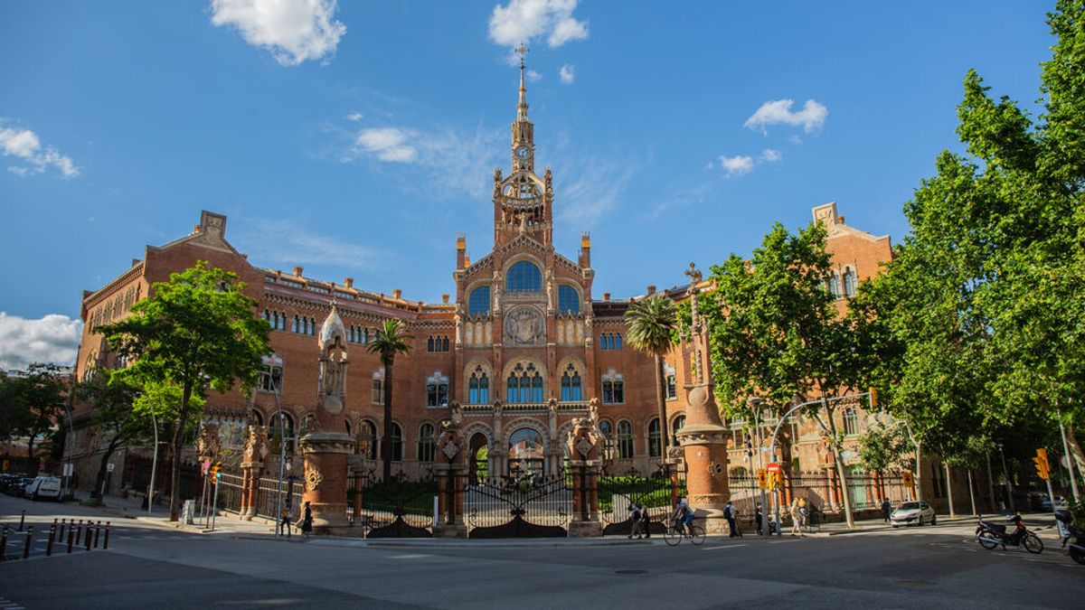 Los hospitales rompen una racha de cinco días de descensos en los ingresos en Cataluña, que registra dos muertes Los hospitales rompen una racha de cinco días de descensos en los ingresos en Cataluña, que registra dos muertes