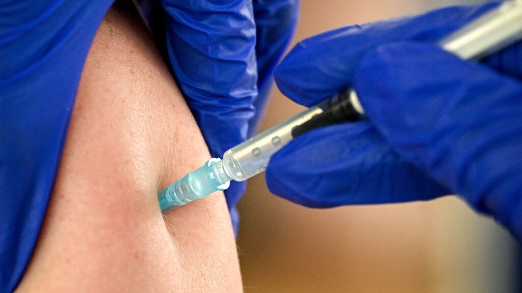 La Unión Europea podría contar a mediados de junio con una quinta vacuna