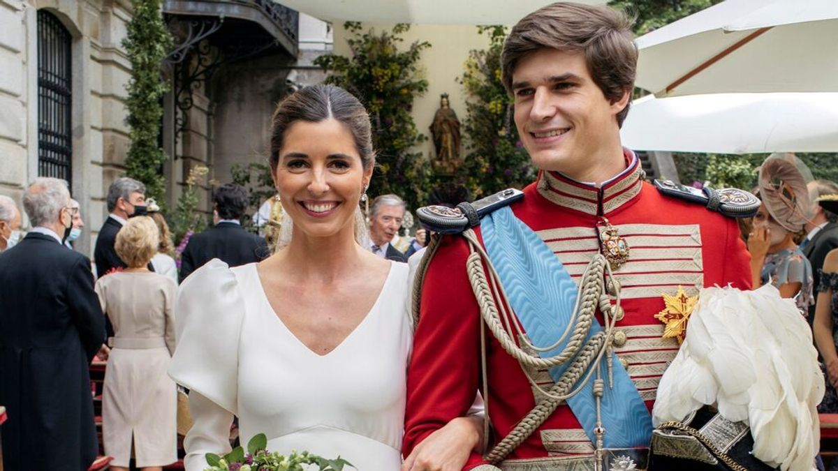 El hijo pequeño del duque de Alba, Carlos Fitz-James Stuart y Belén Corsini se casan en el Palacio de Liria El hijo pequeño del duque de Alba, Carlos Fitz-James Stuart y Belén Corsini se casan en el Palacio de Liria