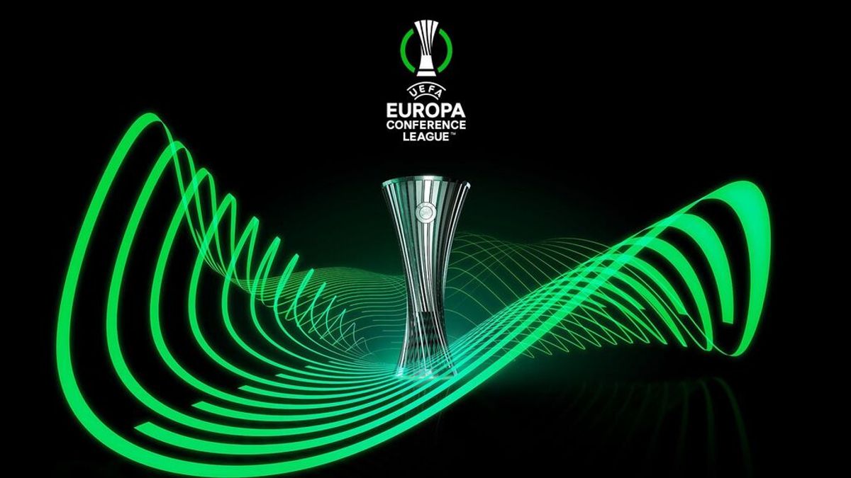 La UEFA revela el trofeo de la Liga Conferencia, inspirada en "el vuelo del balón sobre la portería" La UEFA revela el trofeo de la Liga Conferencia, inspirada en "el vuelo del balón sobre la portería"