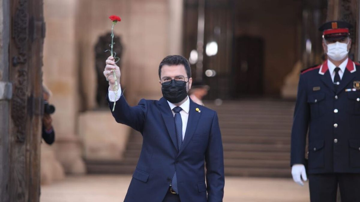 Pere Aragonès toma posesión como presidente: " La amnistía y la autodeterminación son inevitables" Pere Aragonès toma posesión como presidente: " La amnistía y la autodeterminación son inevitables"