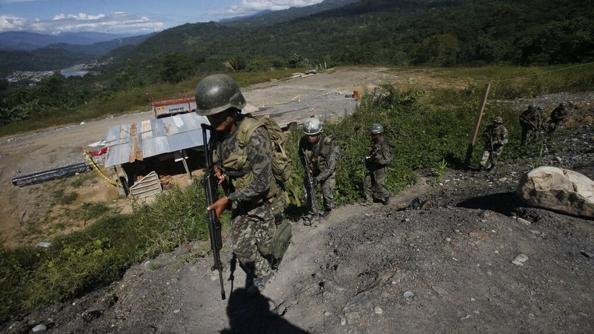 EuropaPress_3733856_militares_region_vraem_donde_tiene_presencia_guerrilla_maoista_sendero EuropaPress_3733856_militares_region_vraem_donde_tiene_presencia_guerrilla_maoista_sendero