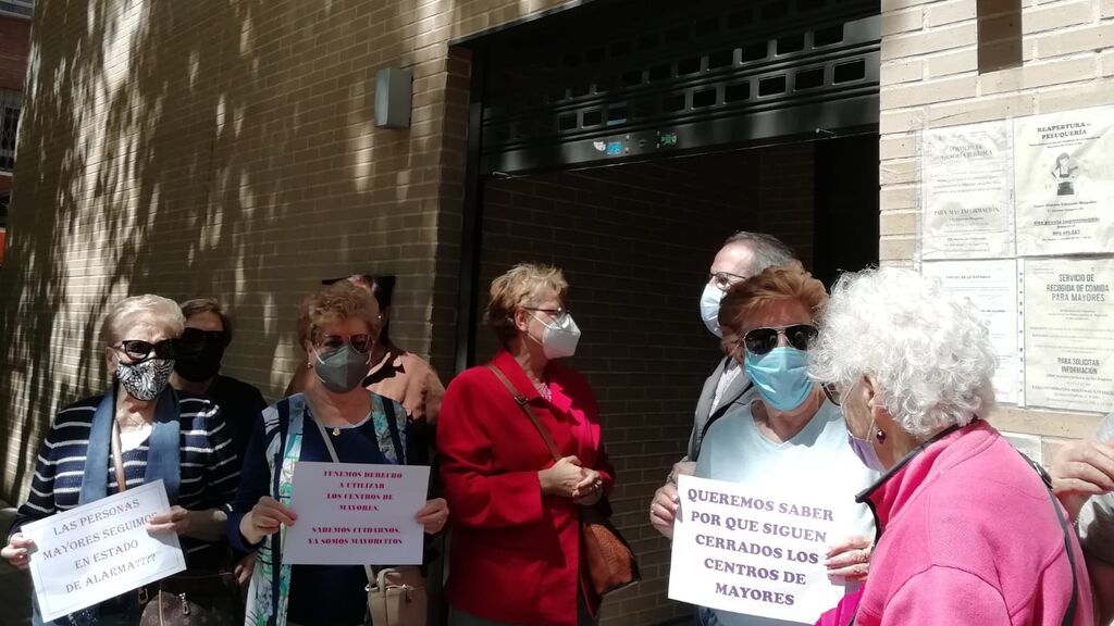 mayores protesta.3