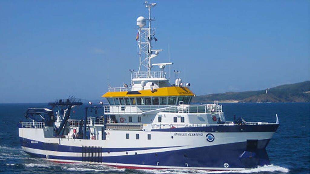 El buque oceanográfico Ángeles Alvariño se une a la búsqueda de las niñas de Tenerife