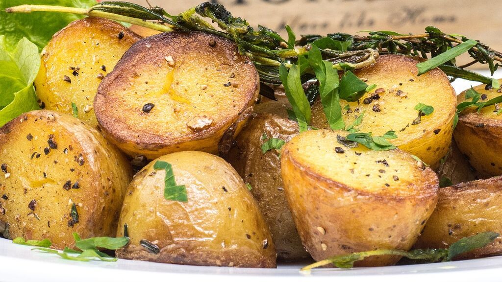 baked-potatoes-2157201_1920