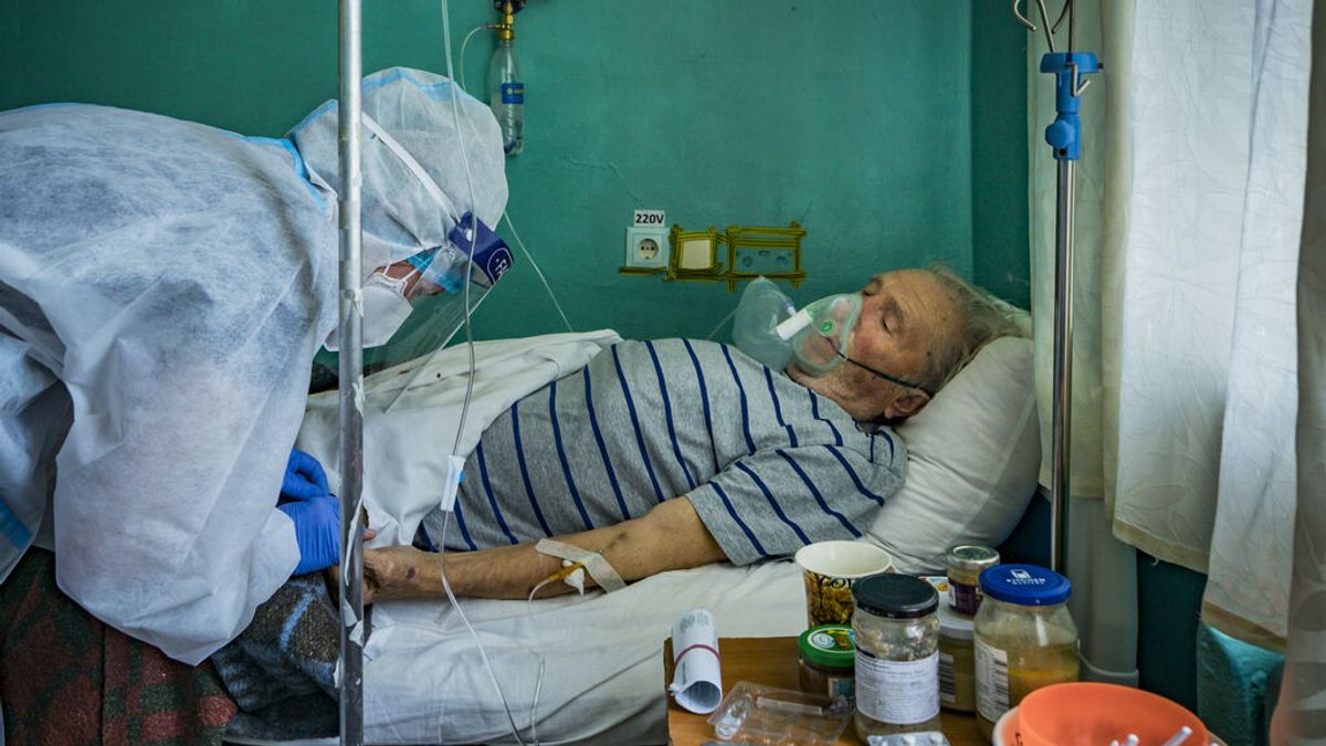 España llegará a las cero hospitalizaciones por covid si se vacuna al 70% en agosto, según un estudio España llegará a las cero hospitalizaciones por covid si se vacuna al 70% en agosto, según un estudio
