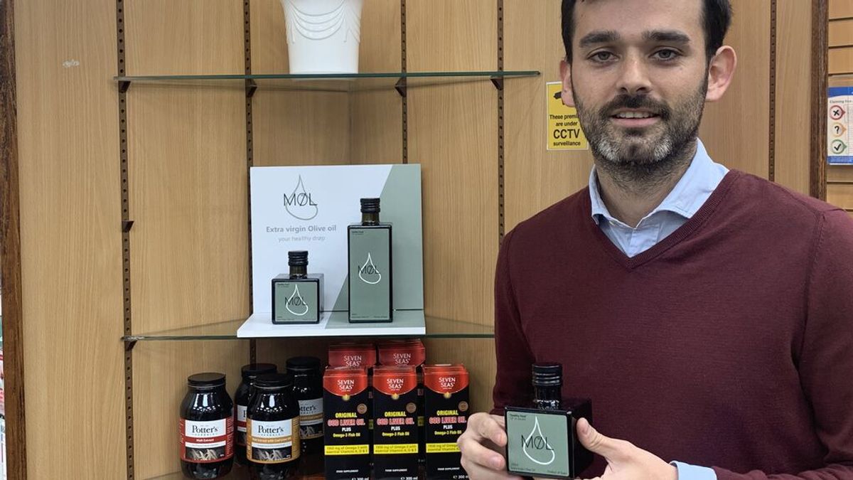 El aceite de Montefrío: de venta en farmacias del Reino Unido a 11 euros el frasco por sus propiedades saludables El aceite de Montefrío: de venta en farmacias del Reino Unido a 11 euros el frasco por sus propiedades saludables